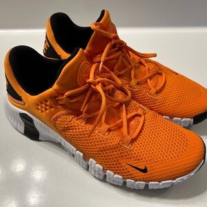 Size 13 -  Nike Free Metcon 4